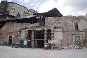 L'Aquila, Palazzo del Governo - Photo credit: framino / Foter / CC BY-NC-SA