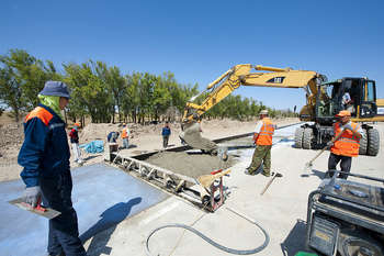 Highway under construction - Photo credit: Asian Development Bank