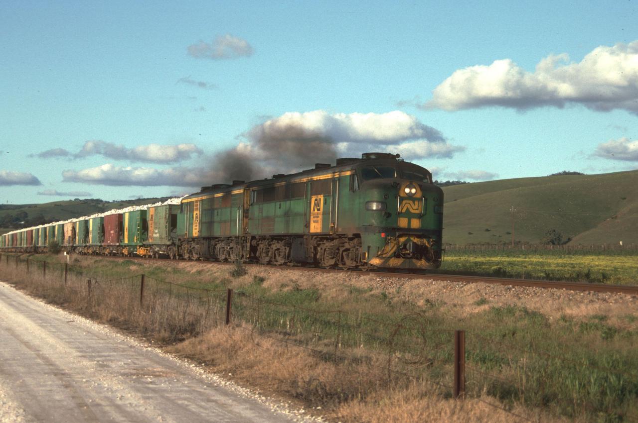 Treno Cina-Uk - Photo credit: ChrisBearADL via Foter.com / CC BY-NC-SA