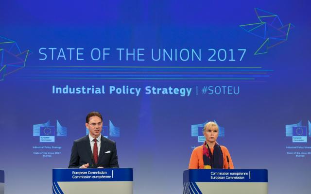 Katainen e Bienkowska - fonte: Commissione UE