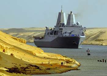 Suez Channel - U.S. Navy photo by Mass Communication Specialist 2nd Class Jason R. Zalasky