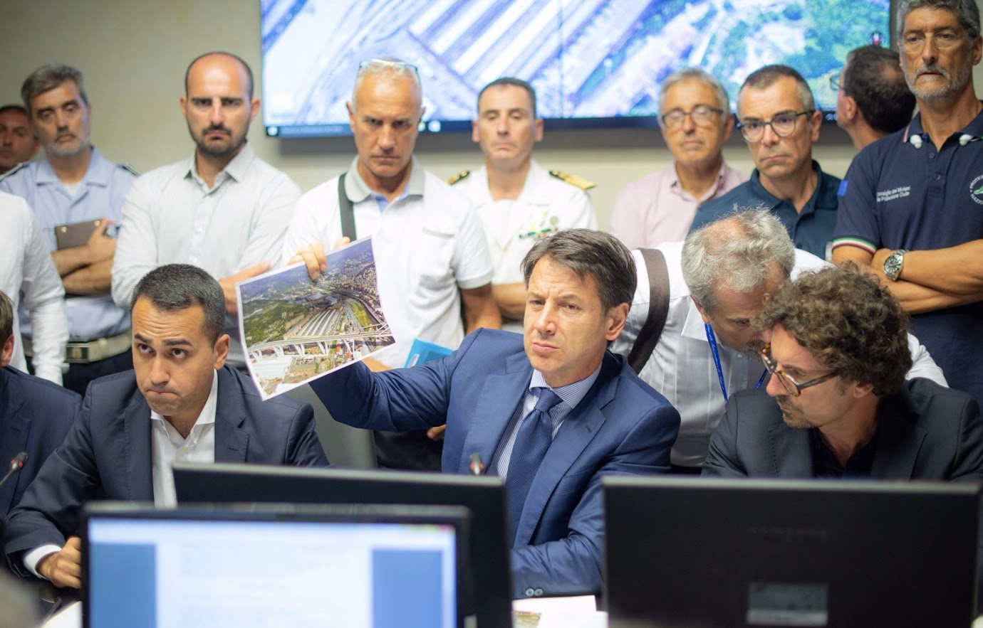 Genova, 15/08/2018 - , il Presidente Conte con i Ministri Di Maio e Toninelli in Prefettura, photo credit Presidenza Consiglio dei Ministri