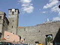 Viterbo: Porta Romana e campanile di San Sisto - Foto di Lalupa