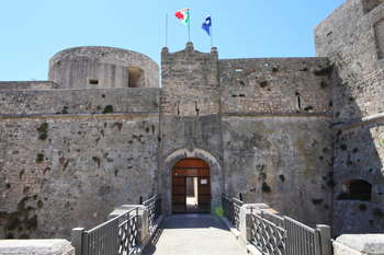 Museo archeologico Manfredonia - Photo credit www.musei.puglia.beniculturali.it