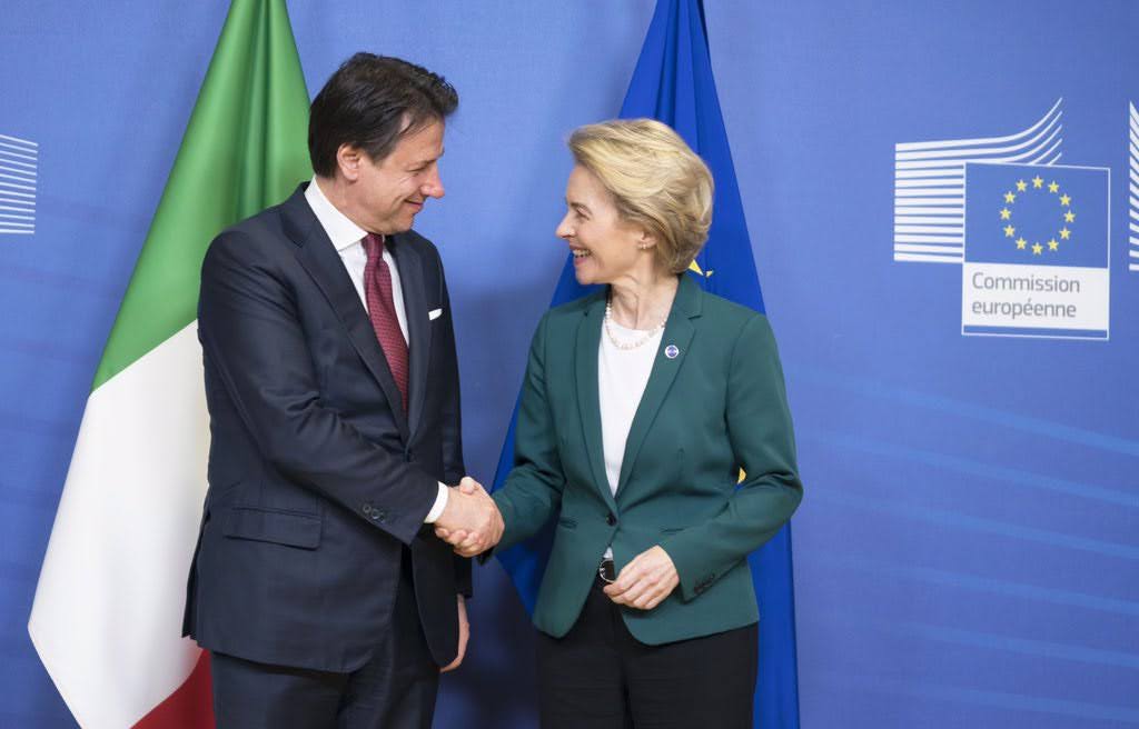 Giuseppe Conte e Ursula von der Leyen - Photocredit: profilo twitter Giuseppe Conte