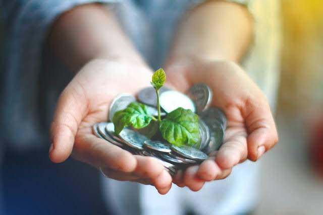 Economia circolare - Foto di Akil Mazumder