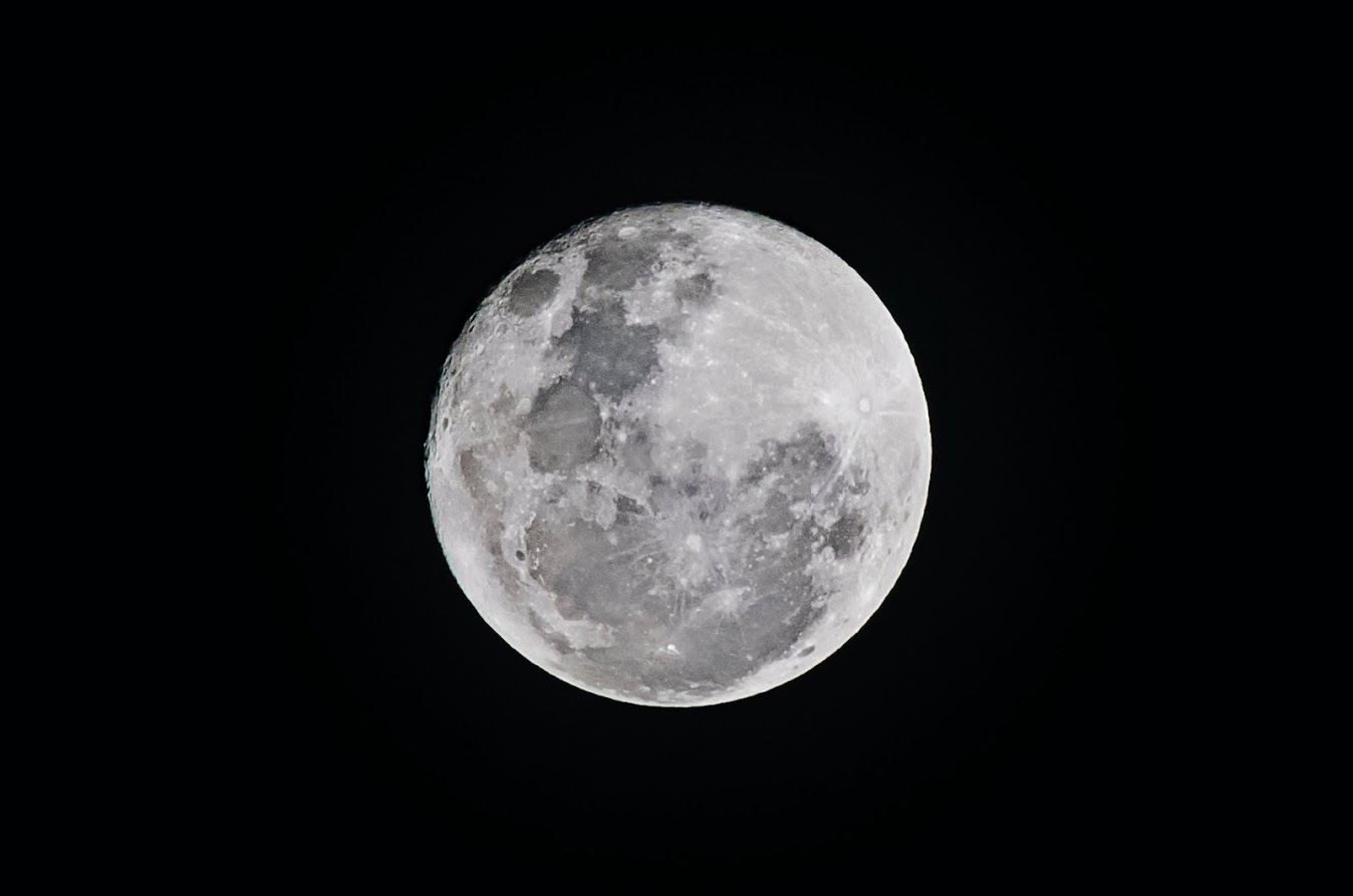 ASI missioni lunari - Photo credit: Foto di Bruno Scramgnon da Pexels