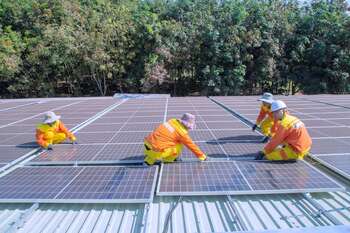 Fotovoltaico - Photo credit: Hoan Ngọc