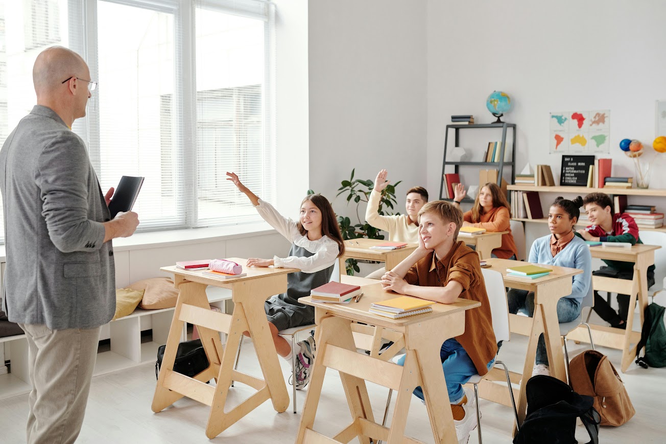 Bando A Scuola per il Futuro 2024 - Foto di Max Fischer da Pexels