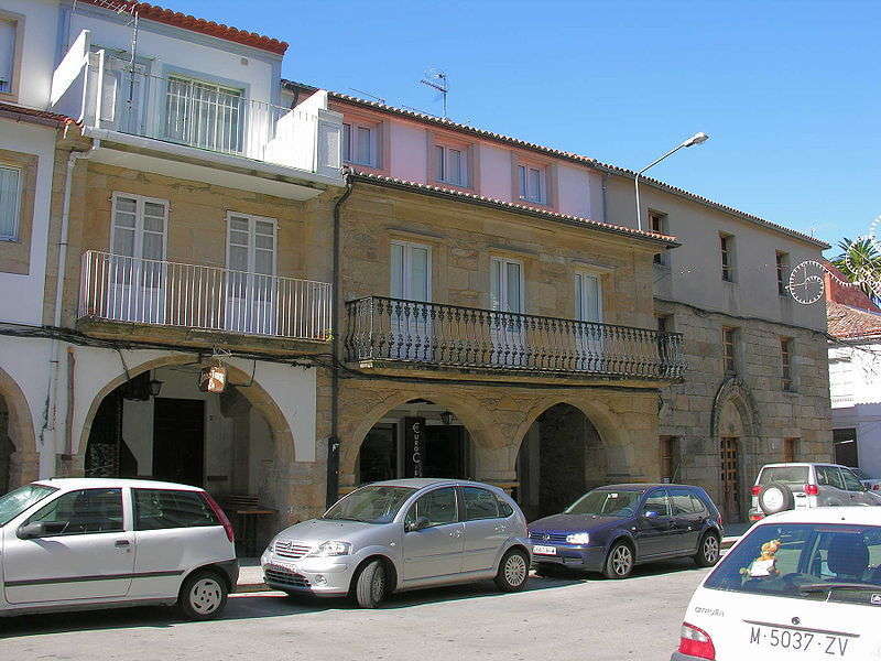 Edificio - Foto di Luis Miguel Bugallo Sánchez