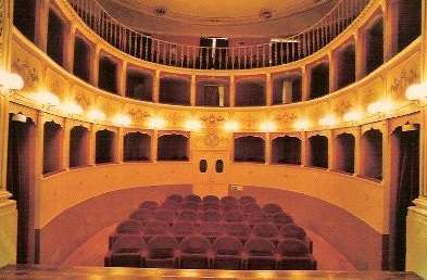 Teatro - foto di Bonjoisavo