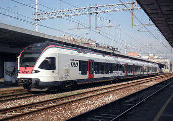 Treno - foto di Friedrichstrasse